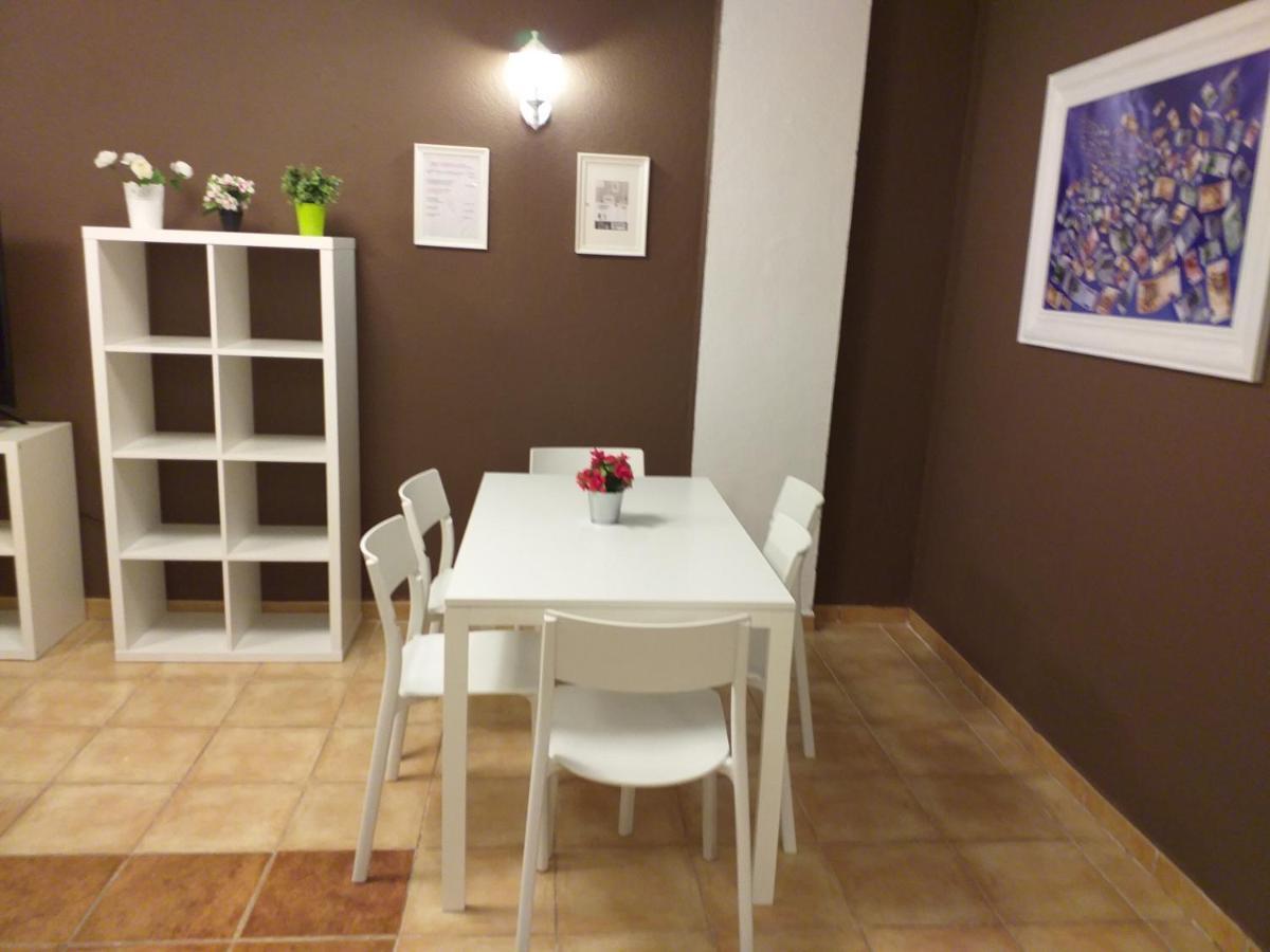 Picasso Apartamento 베신다리오 외부 사진